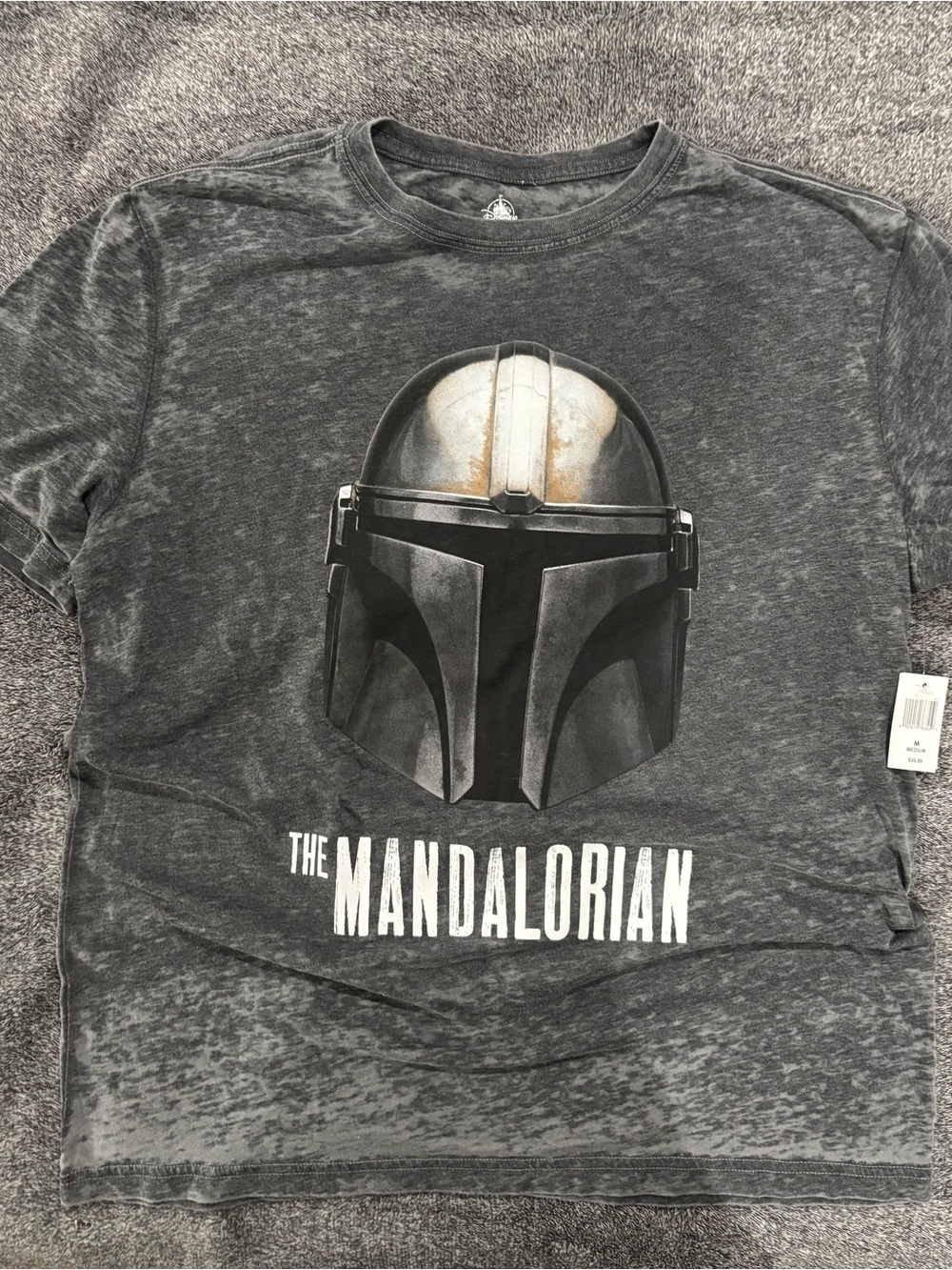 The Mandalorian T-Shirt NWT Star Wars Size M